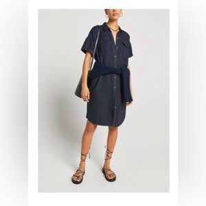 Alex Mill Easy Utility Dress. 100% Linen. Navy.